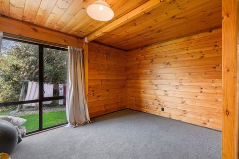 Photo of property in 35 Old Coach Road South, Otaki Beach, Otaki, 5512