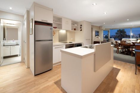 Photo of property in 305/332 Maunganui Road, Mount Maunganui, 3116