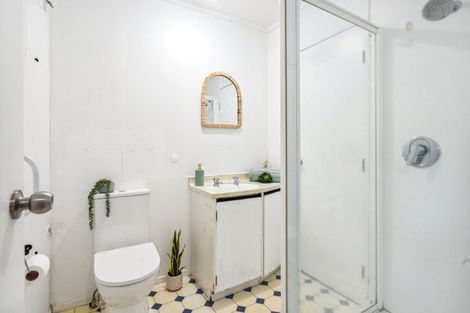 Photo of property in 20 Gurkha Crescent, Khandallah, Wellington, 6035
