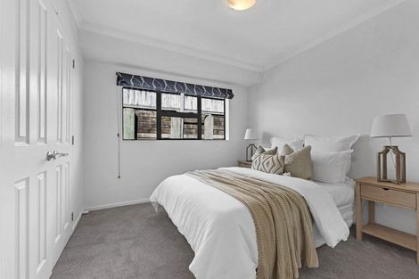 Photo of property in 22 Keri Vista Rise, Papakura, 2110