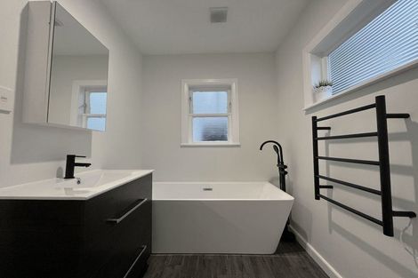 Photo of property in 53 Handyside Street, Tawa, Wellington, 5028