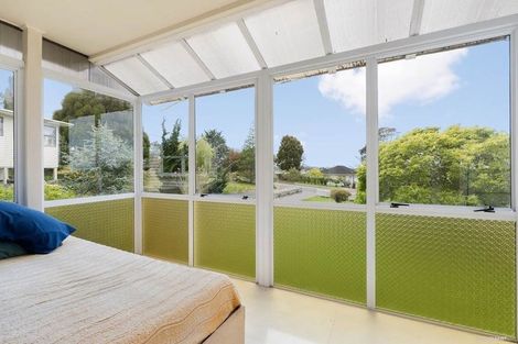 Photo of property in 31 Weldene Avenue, Glenfield, Auckland, 0629