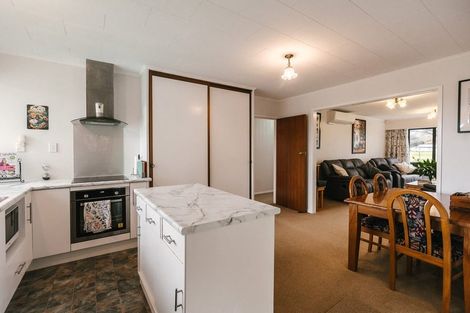 Photo of property in 14 Pollen Street, Woodville, 4920