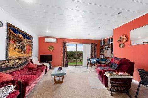 Photo of property in 42f2- Ebdentown Street, Ebdentown, Upper Hutt, 5018