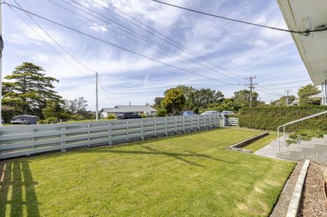 Photo of property in 18 Cowling Road, Hurdon, New Plymouth, 4310