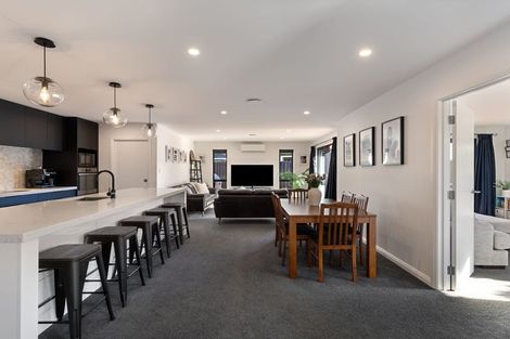 Photo of property in 40 Freedom Drive, Kelvin Grove, Palmerston North, 4414