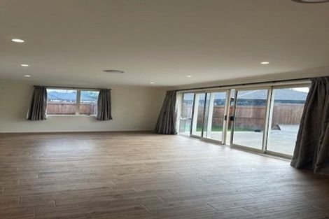 Photo of property in 13 Riverboat Lane, Helensville, 0800