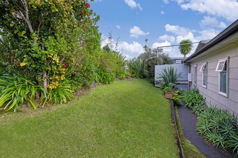 Photo of property in 6a Pokohui Avenue, Raglan, 3225