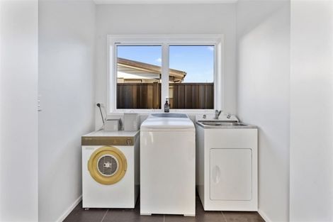 Photo of property in 4 Ranginui Drive, Kaiapoi, 7630