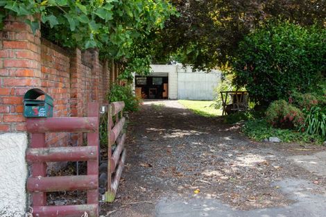 Photo of property in 3 King Street, Dannevirke, 4930