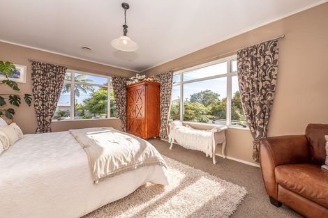 Photo of property in 22 Queen Street, Westport, 7825