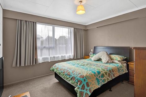 Photo of property in 14 Kowhai Street, Strandon, New Plymouth, 4312