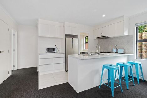 Photo of property in 29u2 May Street, Hamilton East, Hamilton, 3216