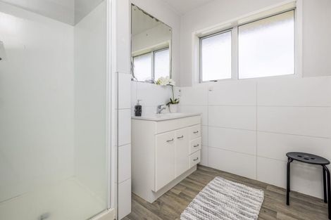 Photo of property in 23 John Walker Drive, Manurewa, Auckland, 2102