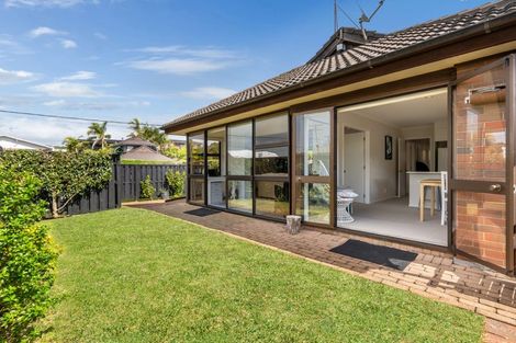 Photo of property in 1/1 Penzance Road, Mairangi Bay, Auckland, 0630