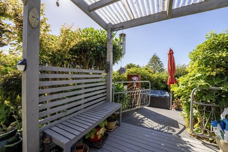 Photo of property in 32 Clare Street, Oamaru North, Oamaru, 9400