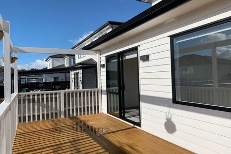 Photo of property in 16 Horsefields Drive, Flat Bush, Auckland, 2019
