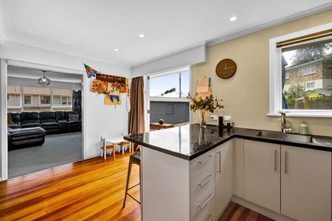 Photo of property in 5 Belair Avenue, Blagdon, New Plymouth, 4310