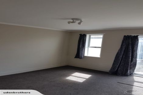 Photo of property in 58 Inwoods Road, Parklands, Christchurch, 8083