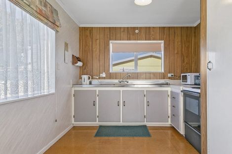 Photo of property in 8a Nikau Street, Levin, 5510