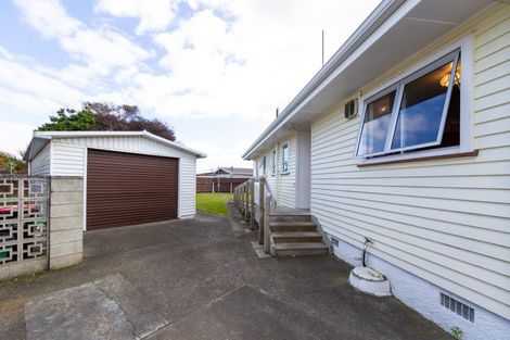 Photo of property in 32 Trinity Crescent, Pirimai, Napier, 4112
