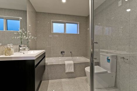 Photo of property in 113 Godfrey Drive, Orewa, 0931