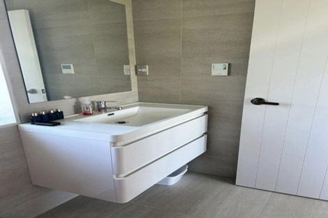 Photo of property in 37 Harvest Avenue, Orewa, 0931