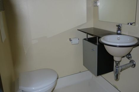 Photo of property in St Pauls Apartments, 57/43u Mulgrave Street, Thorndon, Wellington, 6011