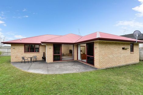 Photo of property in 1 Farleigh Close, Huntington, Hamilton, 3210