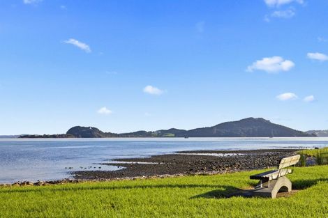 Photo of property in 7 Banks Road, Kawakawa Bay, Papakura, 2585