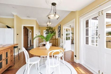 Photo of property in 61 Overtoun Terrace, Hataitai, Wellington, 6021