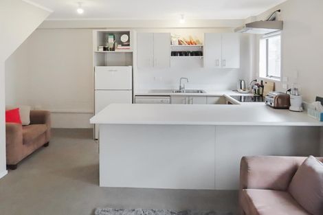 Photo of property in 103f5 Rongotai Road, Kilbirnie, Wellington, 6022