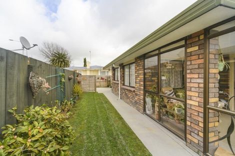 Photo of property in 89 College Street, Awapuni, Palmerston North, 4412