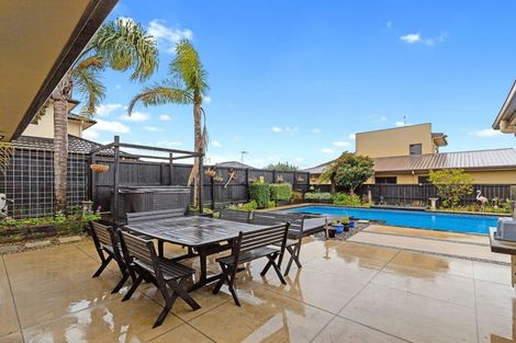 Photo of property in 12 Parkwood Place, Huntington, Hamilton, 3210