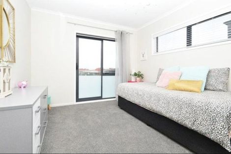 Photo of property in 168 Hobsonville Point Road, Hobsonville, Auckland, 0616