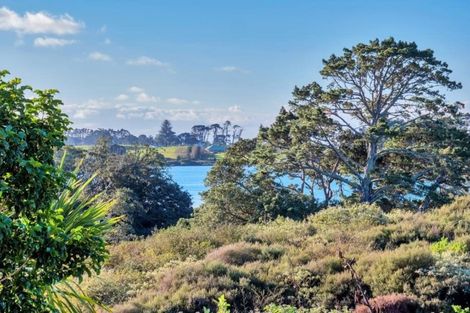 Photo of property in 24 Dame Nganeko Drive, Glenbrook, 2681