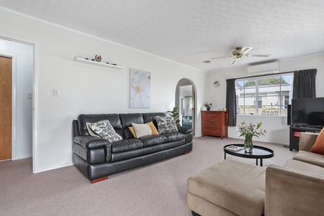 Photo of property in 56 James Laurie Street, Henderson, Auckland, 0612