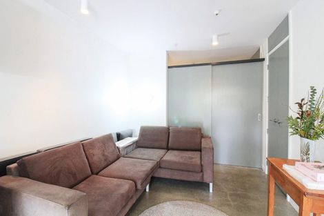 Photo of property in 76 Brougham Street, Mount Victoria, Wellington, 6011