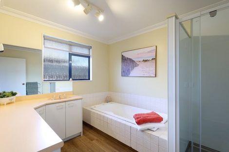 Photo of property in 328 Princes Drive, Britannia Heights, Nelson, 7010