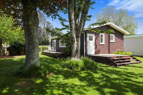 Photo of property in 40 Takinga Street, Mourea, Rotorua, 3074