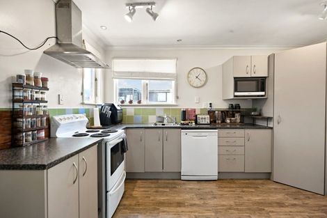 Photo of property in 28 Bader Street, Bader, Hamilton, 3206