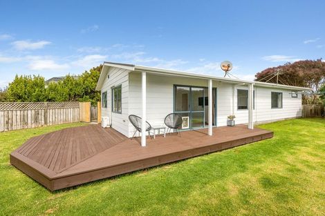 Photo of property in 10 Meade Place, Bell Block, New Plymouth, 4312