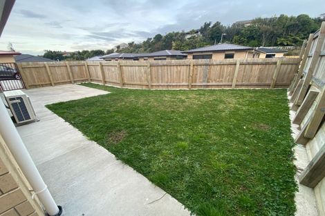 Photo of property in 13 Frederick Place, Whalers Gate, New Plymouth, 4310