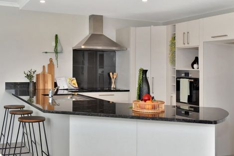 Photo of property in 9 Hiria Crescent, Papamoa Beach, Papamoa, 3118