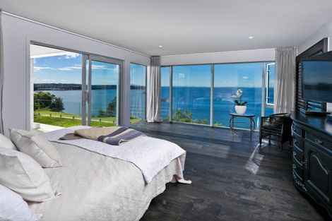 Photo of property in 63 Tiri Road, Manly, Whangaparaoa, 0930