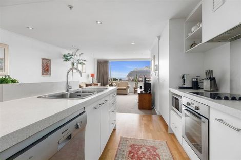 Photo of property in 310/332 Maunganui Road, Mount Maunganui, 3116