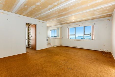 Photo of property in 30 The Track, Plimmerton, Porirua, 5026