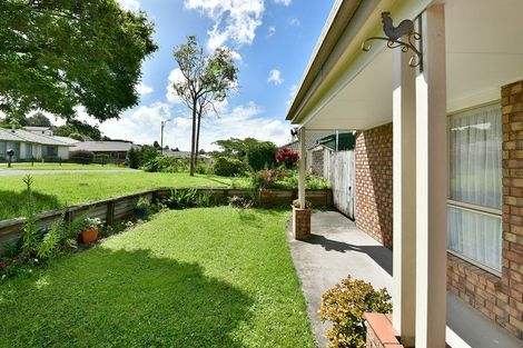 Photo of property in 31 Cabeleigh Drive, Helensville, 0800