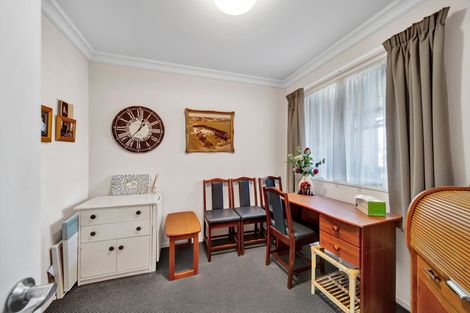 Photo of property in 18 Victoria Street, Hawera, 4610