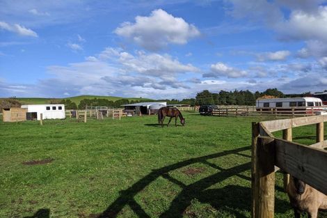 Photo of property in 19 Black Road, Ashley Clinton, Takapau, 4286